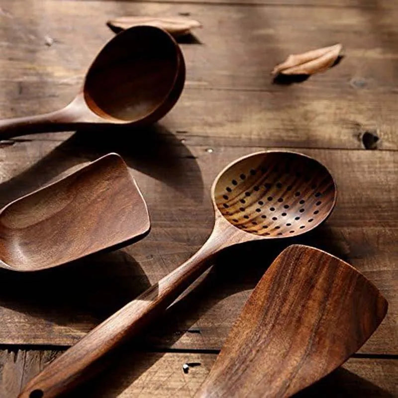 Kitchen Luxury Teak Wood Utensil Set - Elegant 5-Piece Cooking Ensemble Including Spoons, Server, Scraper & Spatula